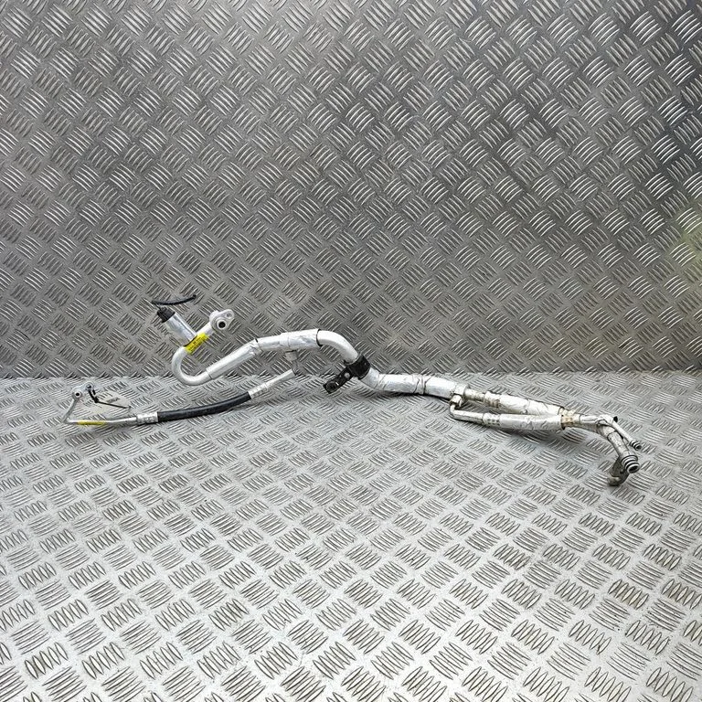 Air conditioning (A/C) pipe/hose SA3HJU8108401