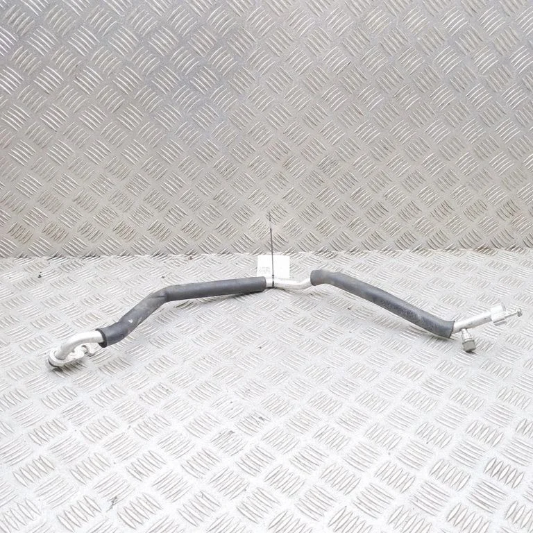 Przewody klimatyzacji – Toyota Prius (XW50) (2015-2023)