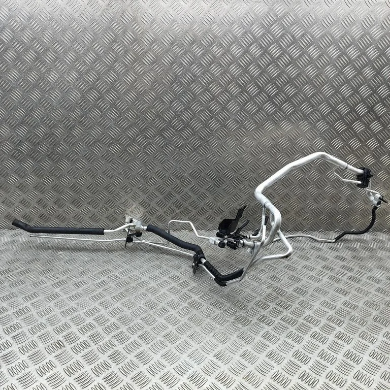 Air conditioning (A/C) pipe/hose 8871660D60