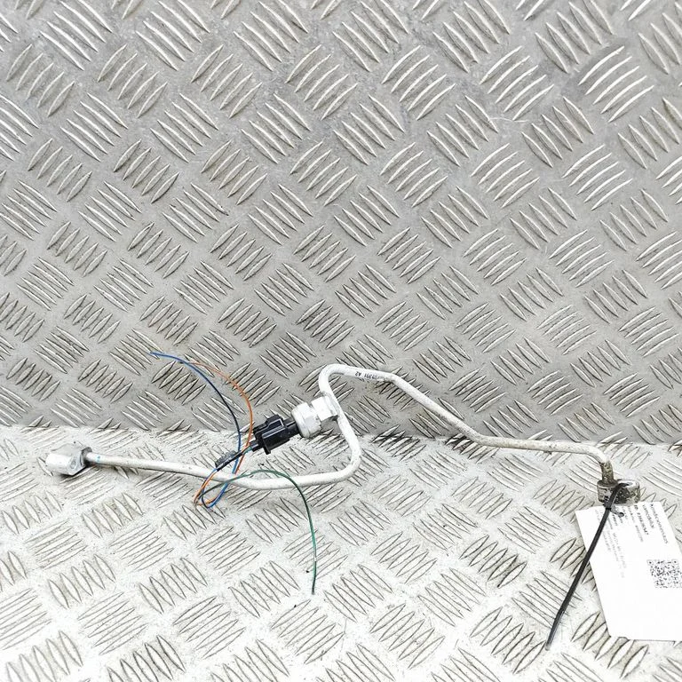 Air conditioning (A/C) pipe/hose N2436146X