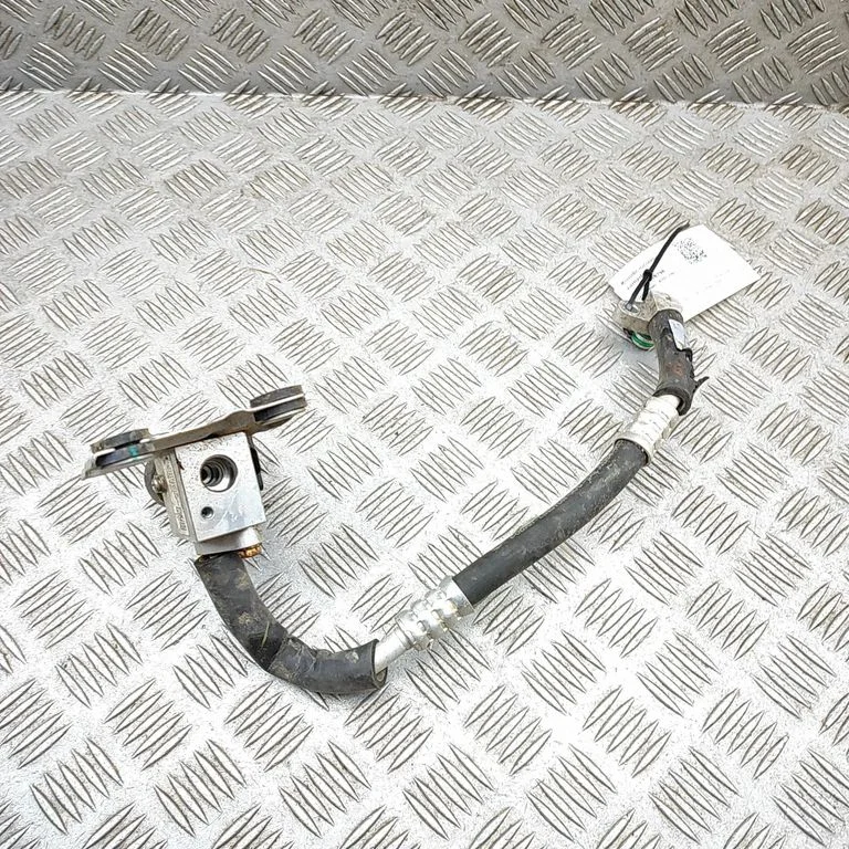 Air conditioning (A/C) pipe/hose MEVX02050