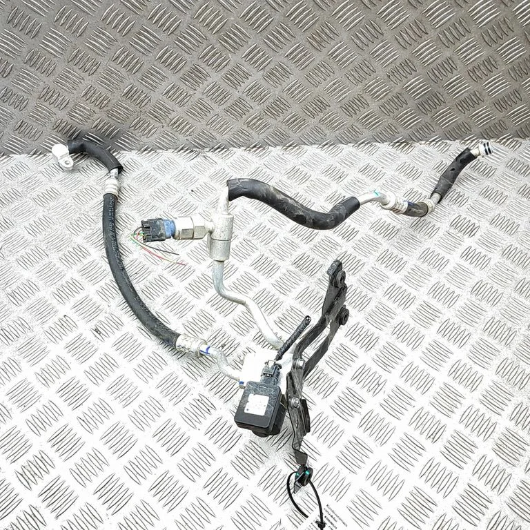 Kliimaseadme toru / voolik EKEA8108340R