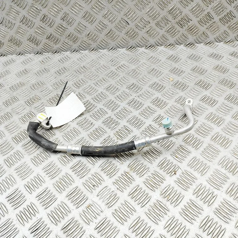 Air conditioning (A/C) pipe/hose SC2ES8108220