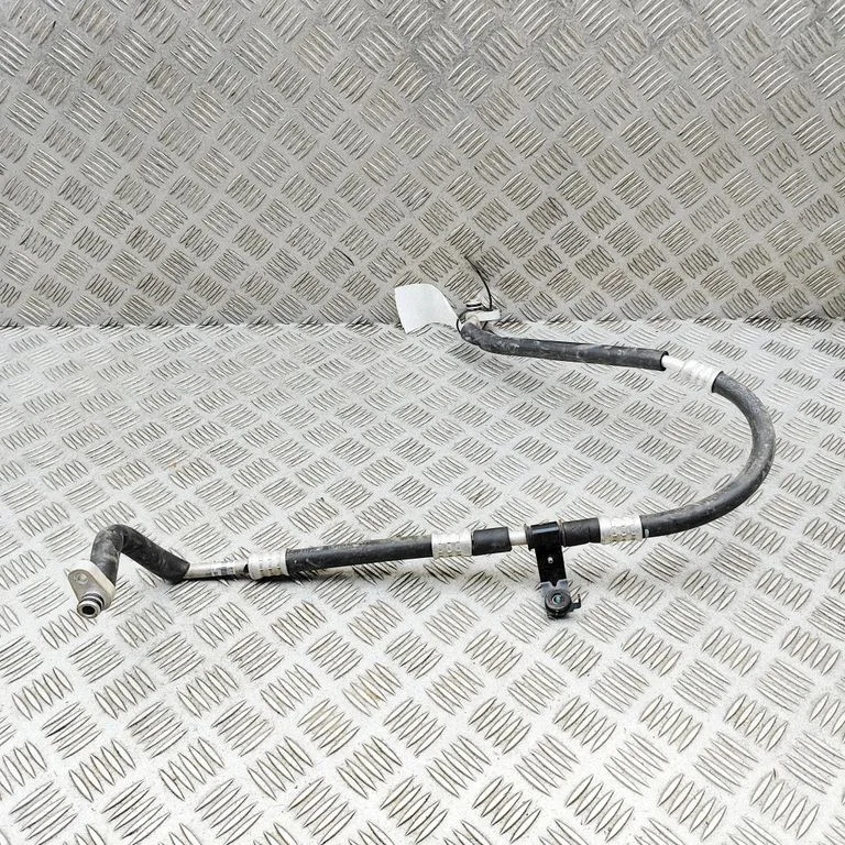 Air conditioning (A/C) pipe/hose SC2ES8108230