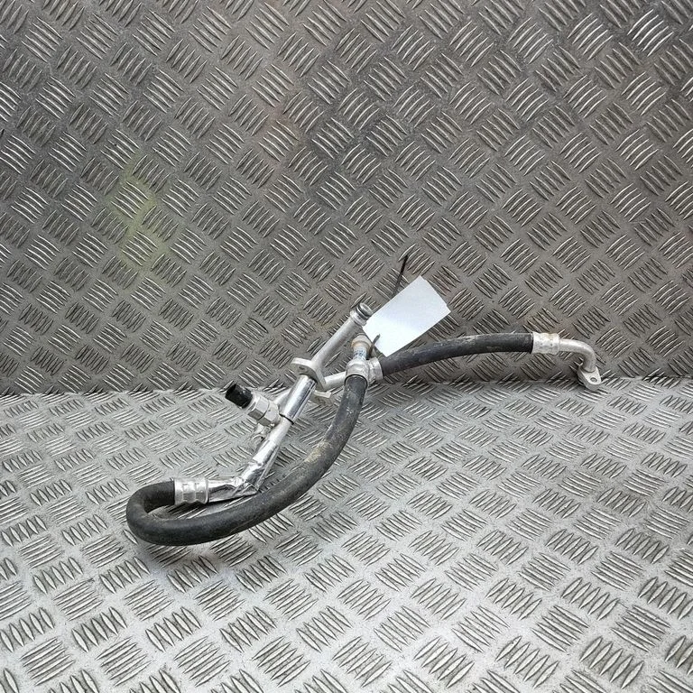 Przewody klimatyzacji SC2ES8108120