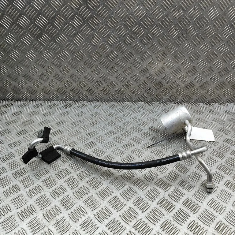 Air conditioning (A/C) pipe/hose 924905MP0B