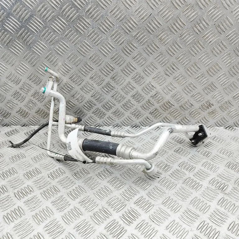 Kliimaseadme toru / voolik – Tesla Model S (2012-)