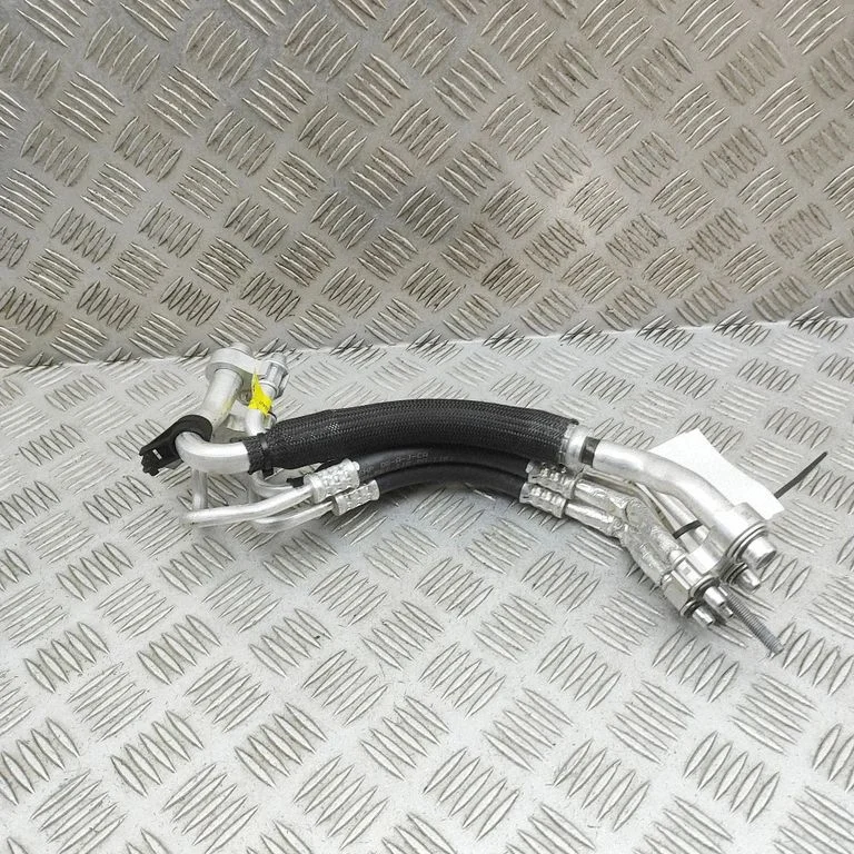 Air conditioning (A/C) pipe/hose 162670100D