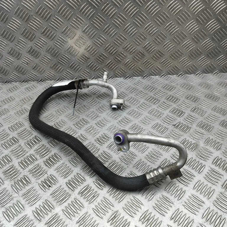 Air conditioning (A/C) pipe/hose 6993263