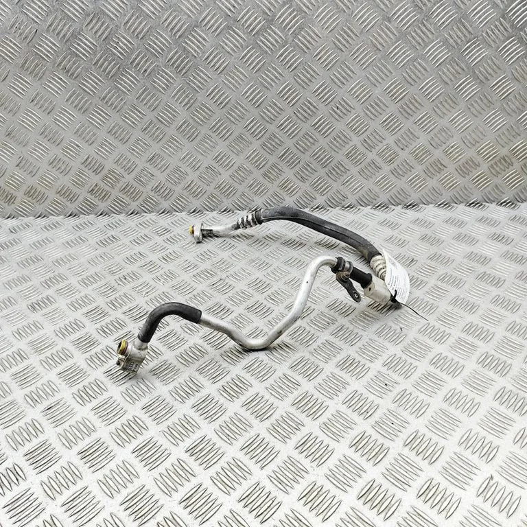 Gaisa kondicioniera caurule (-es)/šļūtene (-es) 8K0260705A