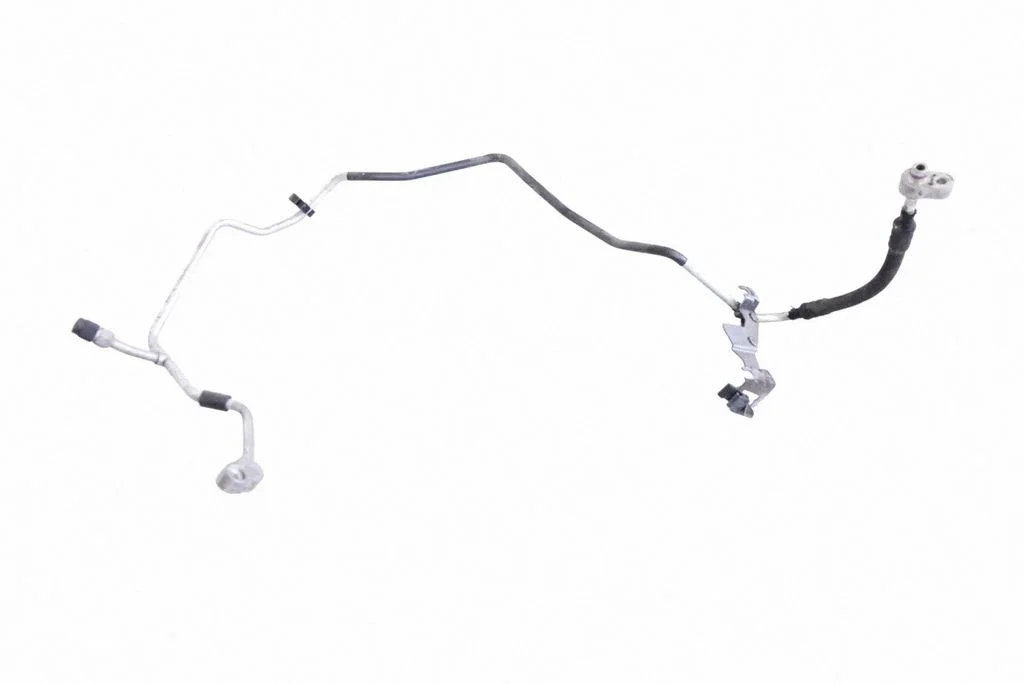 Air conditioning (A/C) pipe/hose 7L5820750G