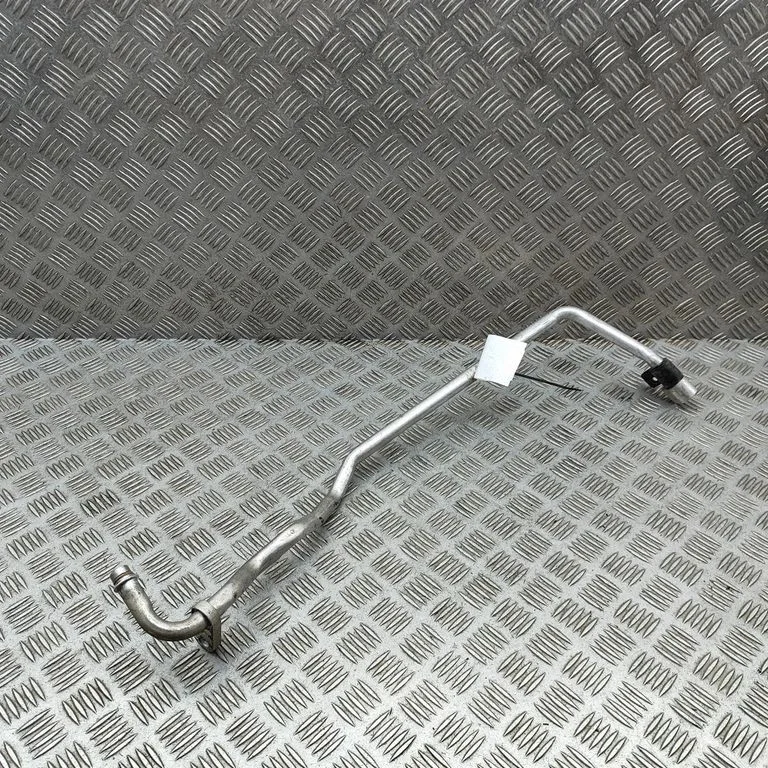 Air conditioning (A/C) pipe/hose 924504KJ0C
