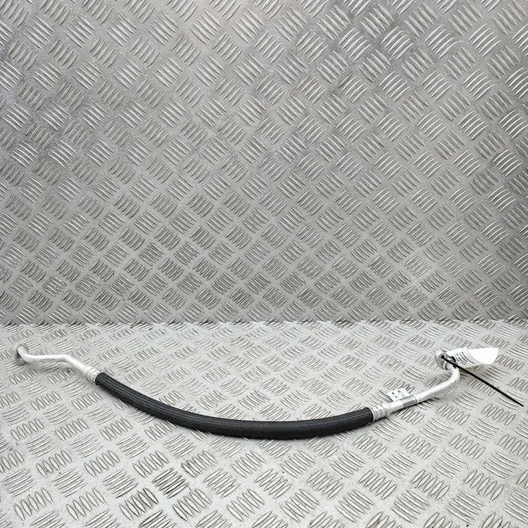 Air conditioning (A/C) pipe/hose 9826918280
