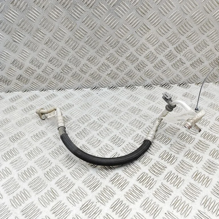 Air conditioning (A/C) pipe/hose 9806549380