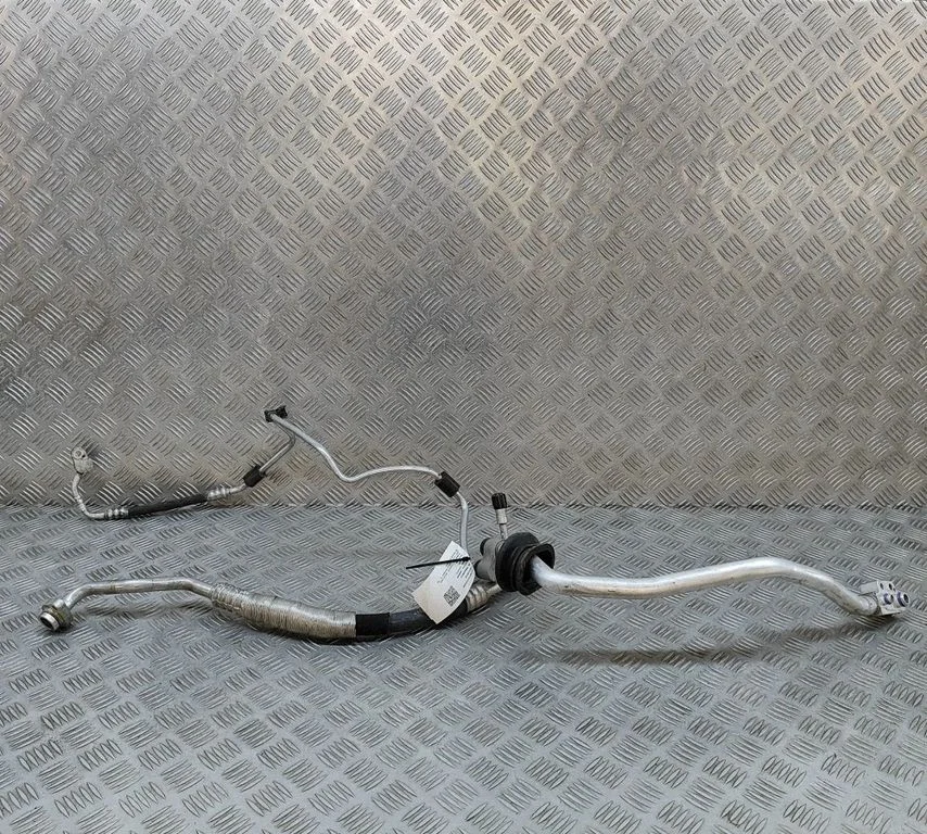 Air conditioning (A/C) pipe/hose 95B260710D