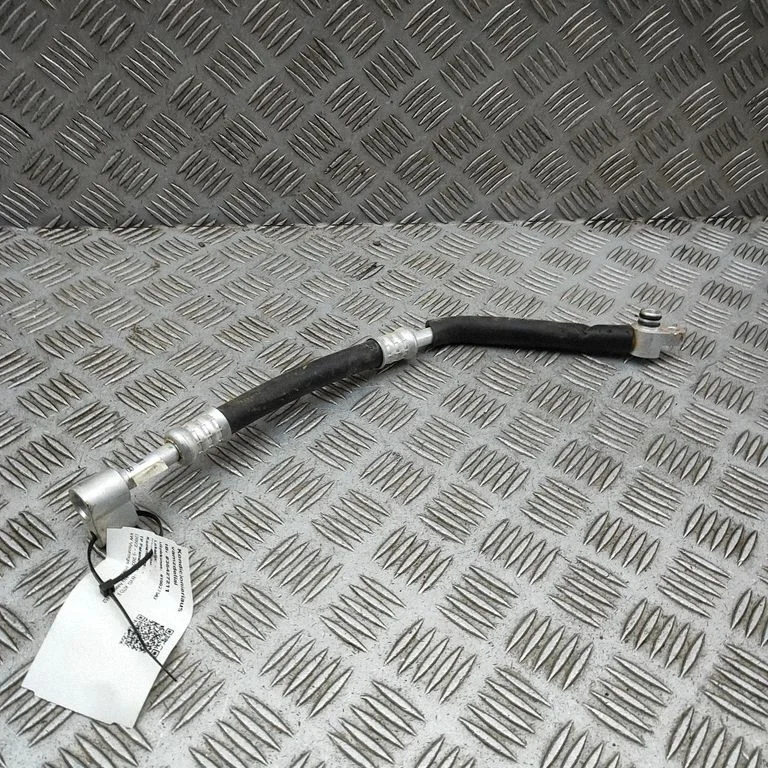 Przewody klimatyzacji SC2ES8108130
