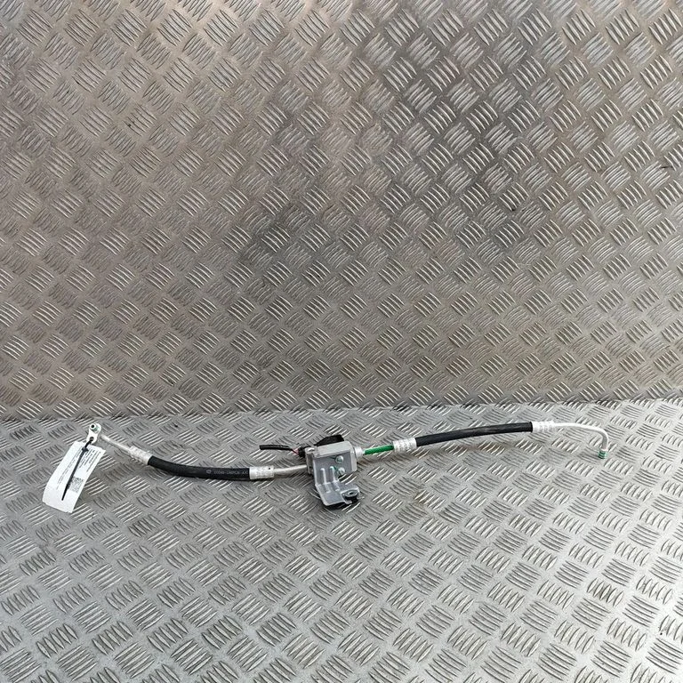 Kliimaseadme toru / voolik SA3HLU8108310