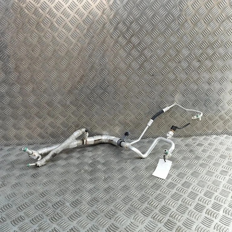 Kliimaseadme toru / voolik SA3HLU8108400