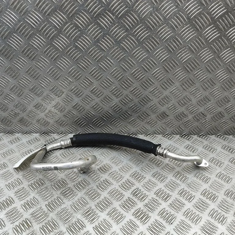 Air conditioning (A/C) pipe/hose 924806UM0A