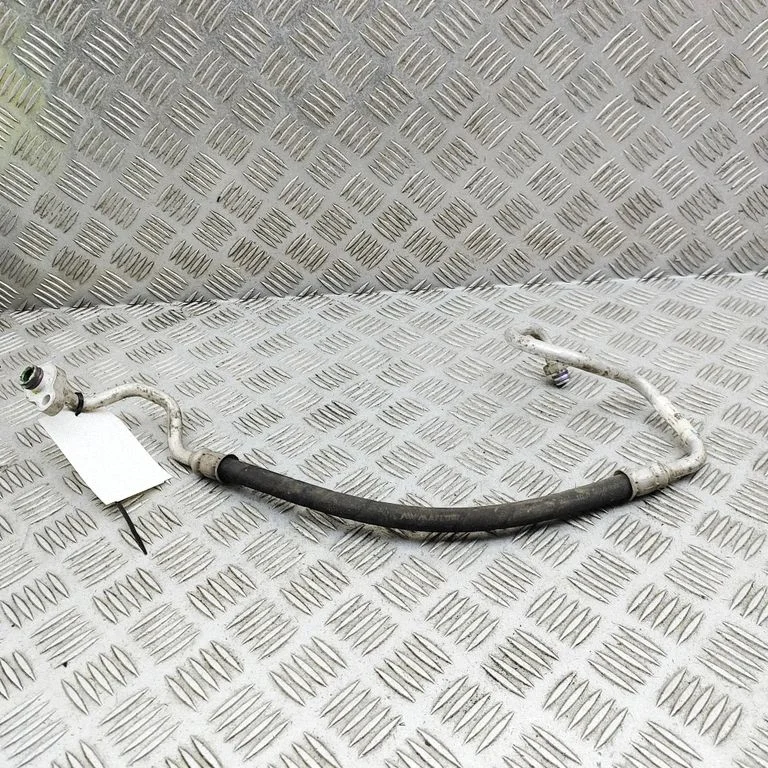 Kliimaseadme toru / voolik GJ3219N601BA