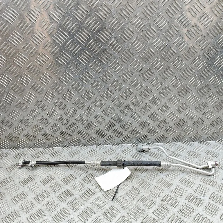 Air conditioning (A/C) pipe/hose 8W2816720