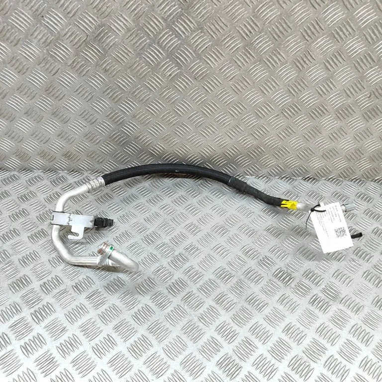 Air conditioning (A/C) pipe/hose 9845748480