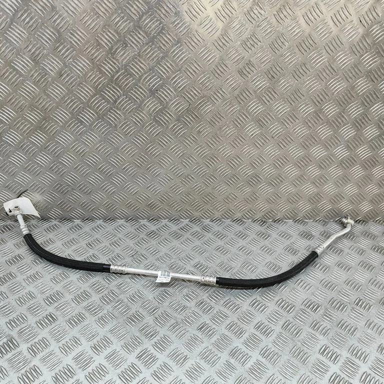 Air conditioning (A/C) pipe/hose 9845748180