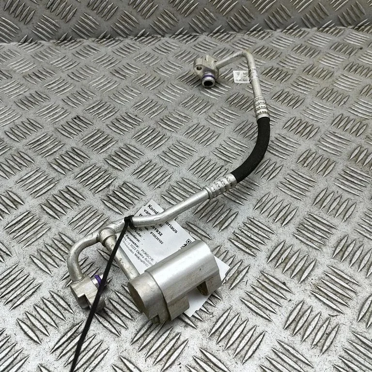 Air conditioning (A/C) pipe/hose 4M0816805B