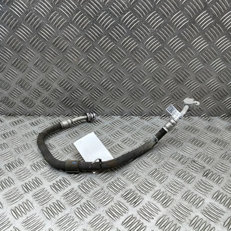 Przewody klimatyzacji 8W0816721BC