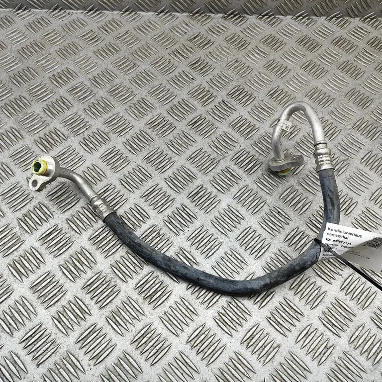 Air conditioning (A/C) pipe/hose – Volvo V60 (2018-)