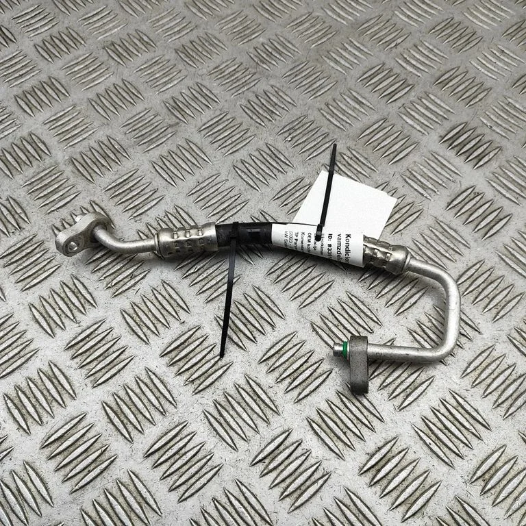 Air conditioning (A/C) pipe/hose 97764GI500
