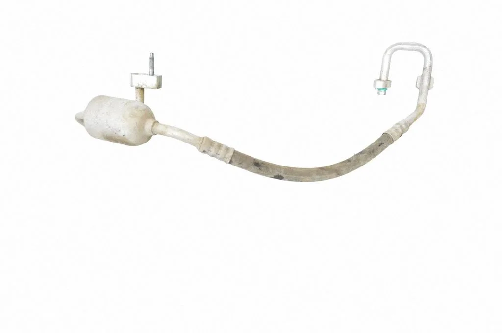 Air conditioning (A/C) pipe/hose 103219600E