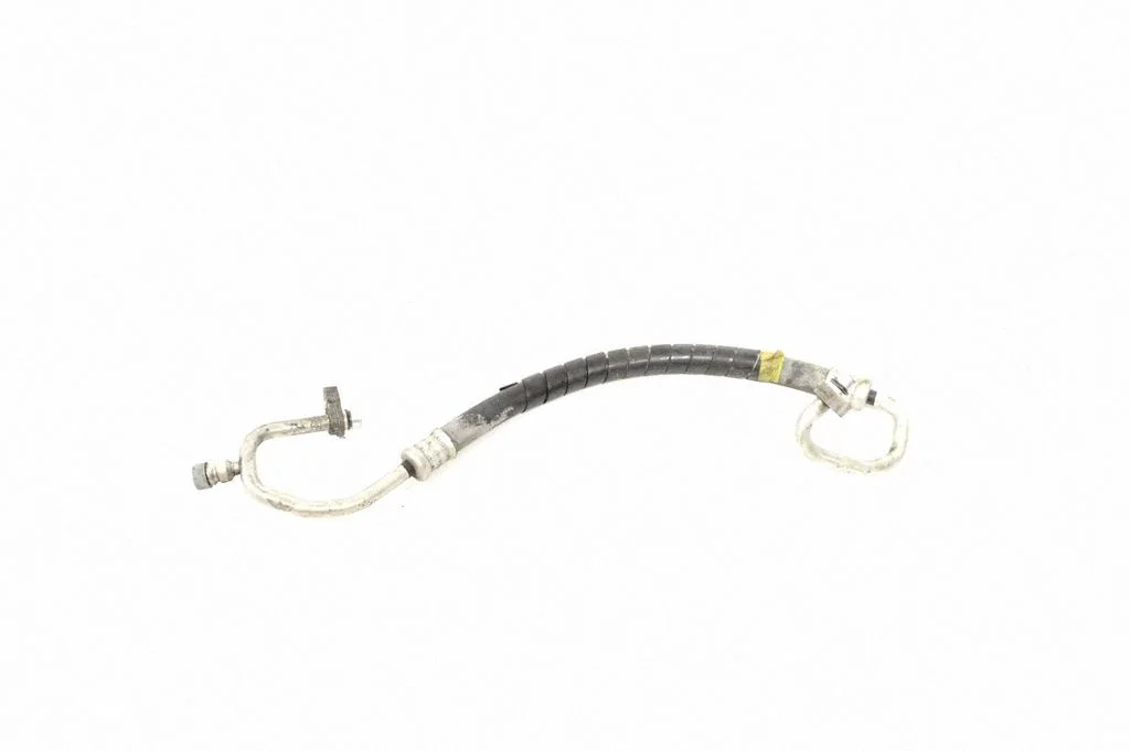 Air conditioning (A/C) pipe/hose