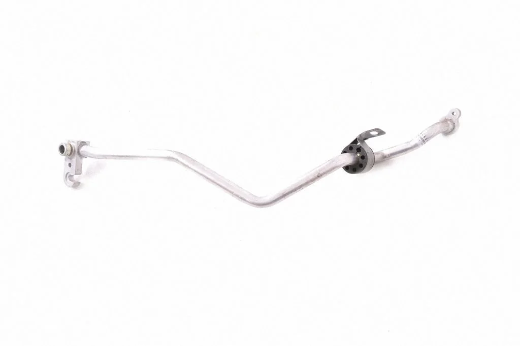 Air conditioning (A/C) pipe/hose 924501KK2A