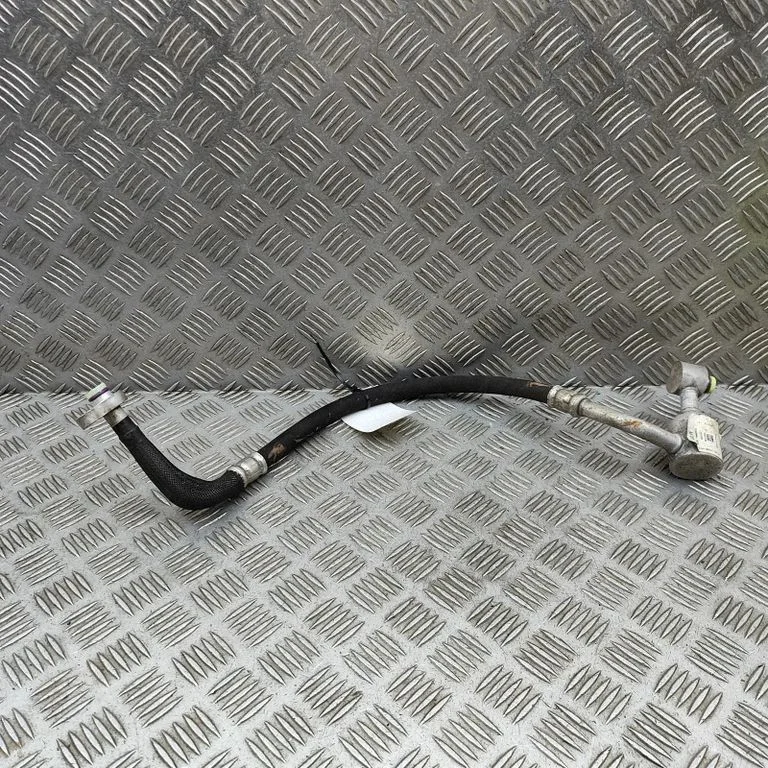 Air conditioning (A/C) pipe/hose – Land Rover Range Rover Evoque L538 (2011-2018)