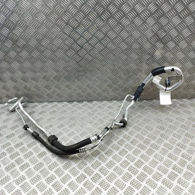 Przewody klimatyzacji A2058307404