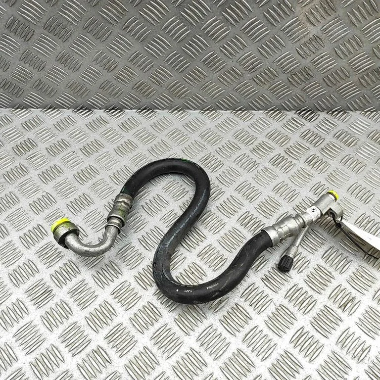 Air conditioning (A/C) pipe/hose 9228240