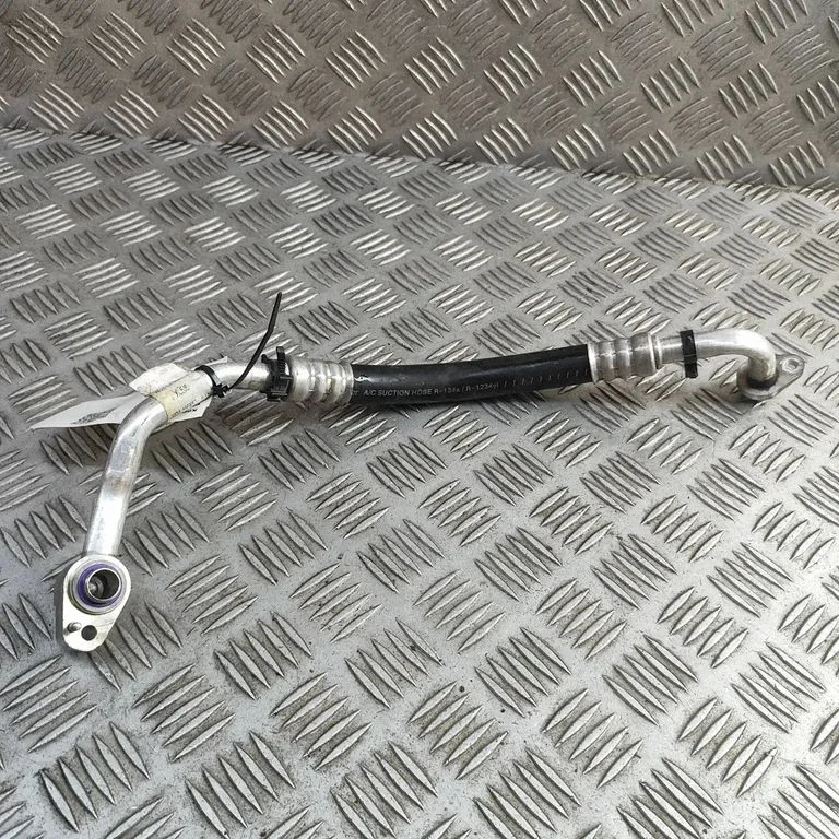 Air conditioning (A/C) pipe/hose J9D319F652A2