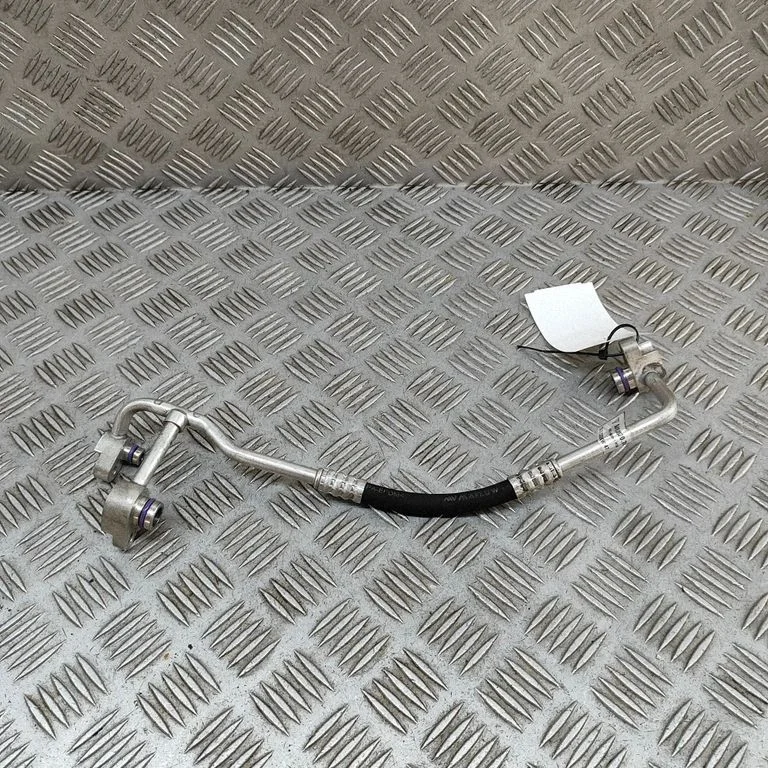 Air conditioning (A/C) pipe/hose 9J1820741B