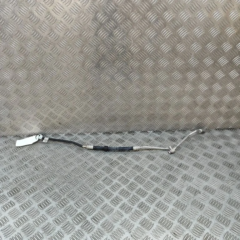 Air conditioning (A/C) pipe/hose 8W2816720