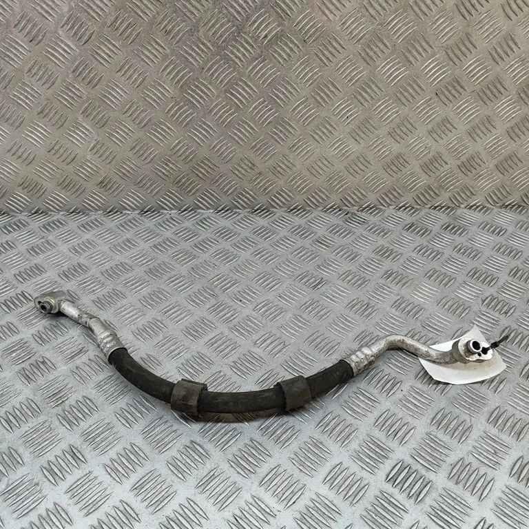 Air conditioning (A/C) pipe/hose 95B260701D