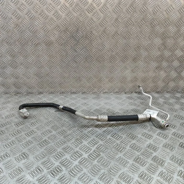 Air conditioning (A/C) pipe/hose 8W2816740