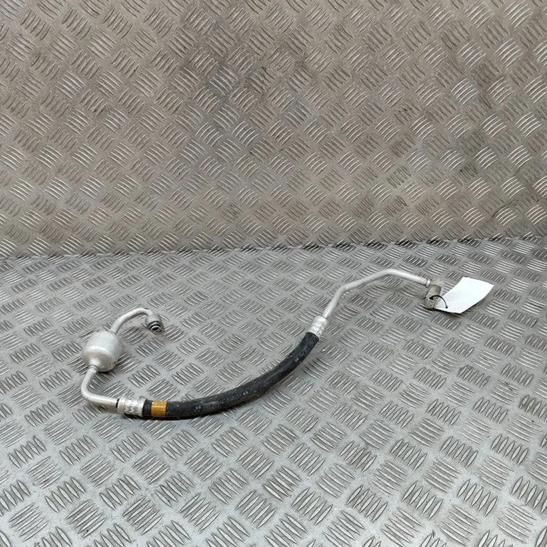 Air conditioning (A/C) pipe/hose 8870376020