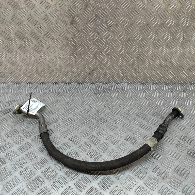 Air conditioning (A/C) pipe/hose – Volvo V70 (2008-2013)