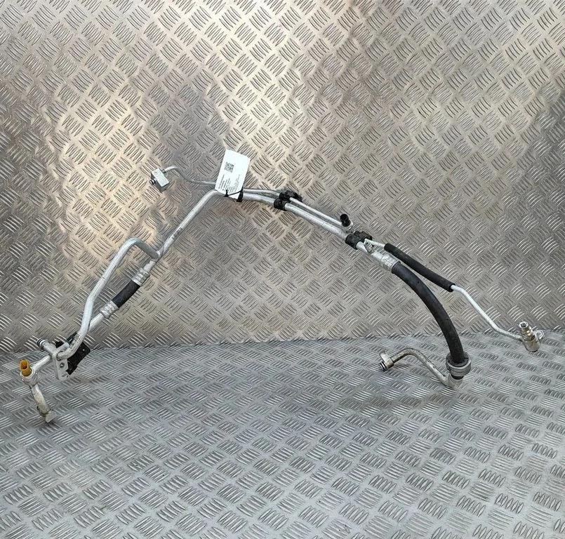 Air conditioning (A/C) pipe/hose STEP8108400A