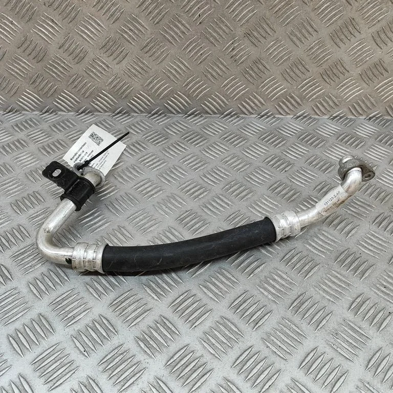Gaisa kondicioniera caurule (-es)/šļūtene (-es) 97763HF110