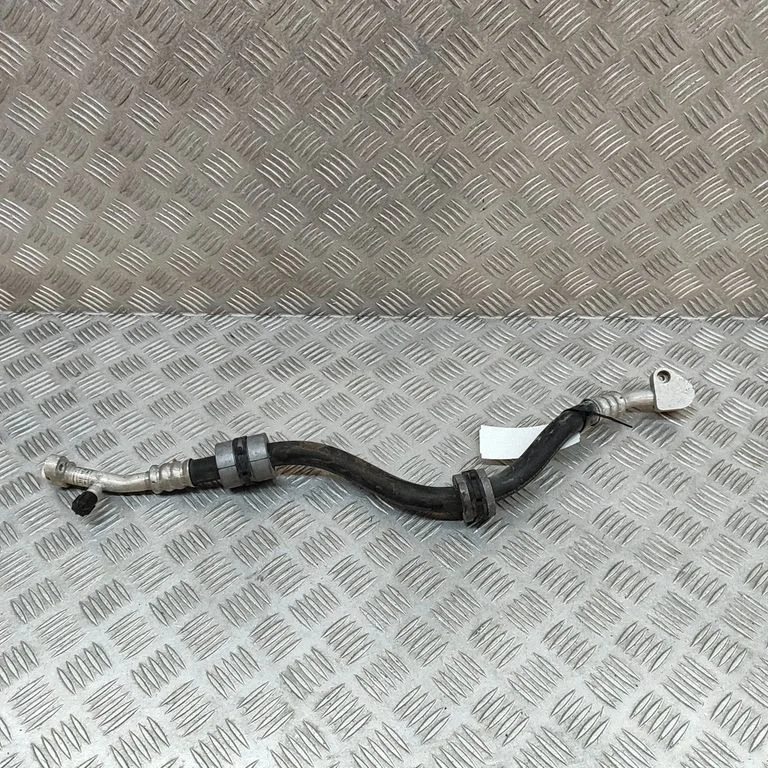 Kliimaseadme toru / voolik – BMW 2-seeria F22 F23 (2013-2017)
