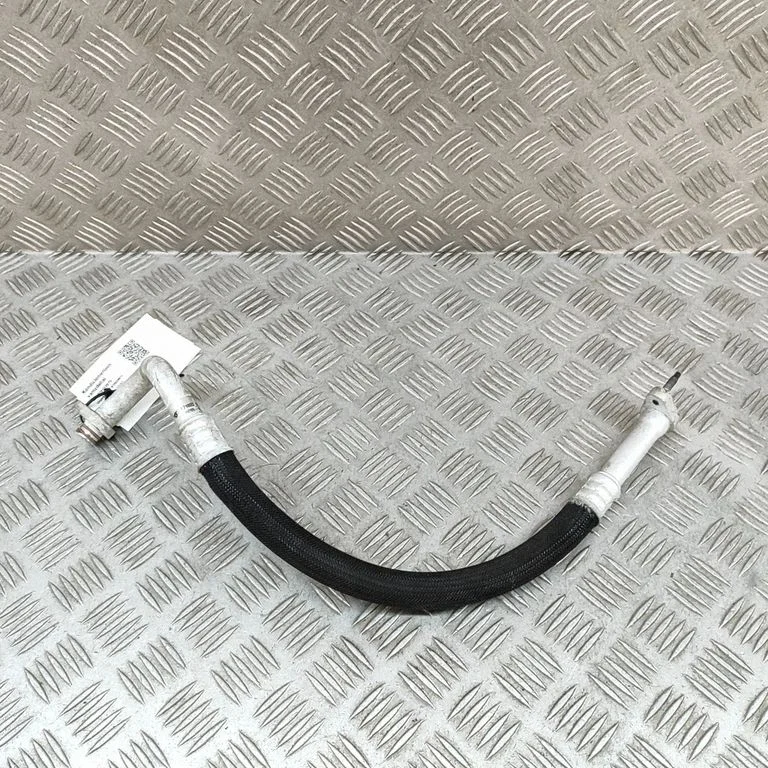 Air conditioning (A/C) pipe/hose T99615B