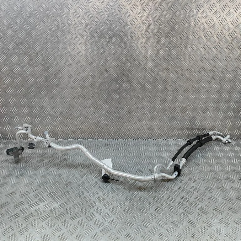Air conditioning (A/C) pipe/hose A1678303303