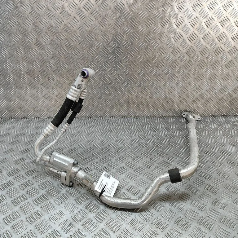 Air conditioning (A/C) pipe/hose 5A01C89